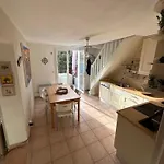 Nouveau - Sainte- Lucie - 100m De La - Du Grazel